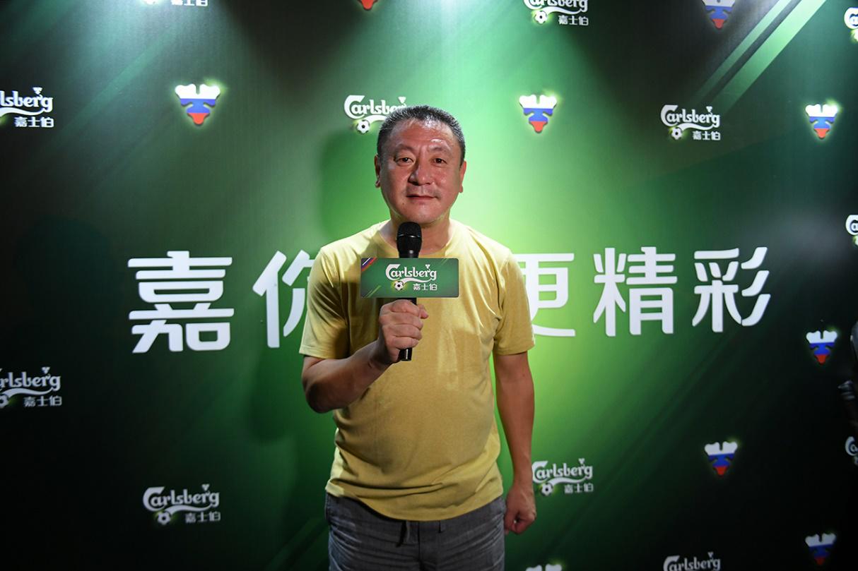 山城球迷畅享电竞足球激情，嘉你更精彩