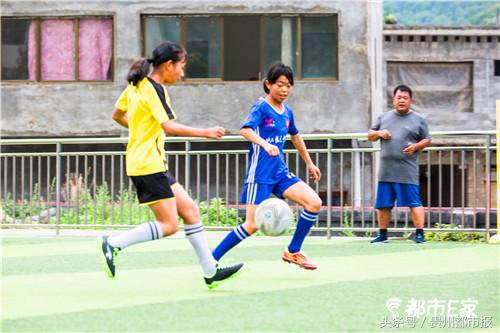 乡下孩子的足球梦,大山深处留守儿童的足球梦
