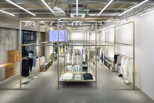 日本设计师改造店铺,日本出名的设计店