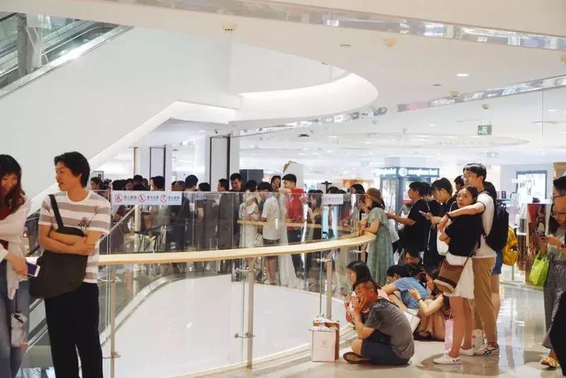维密超模何穗高清大图,维密超模何穗身材