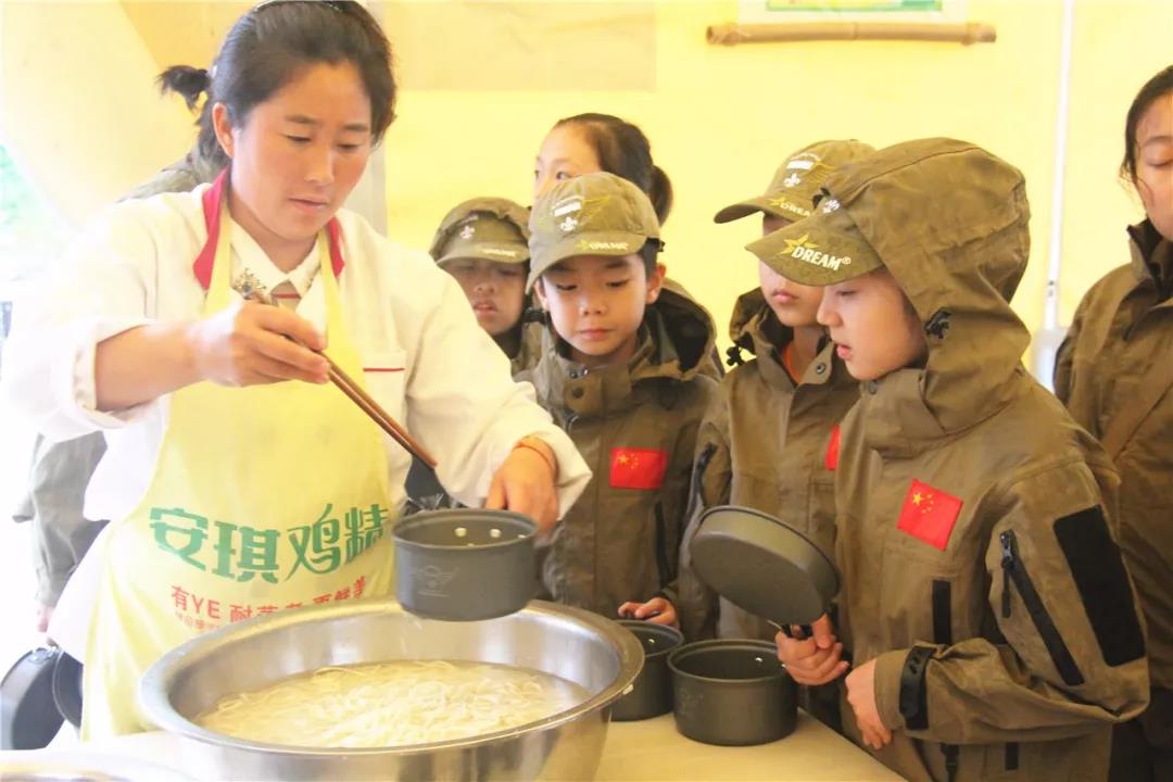 爱的本质是自由原唱,爱的本质是自由是英勇