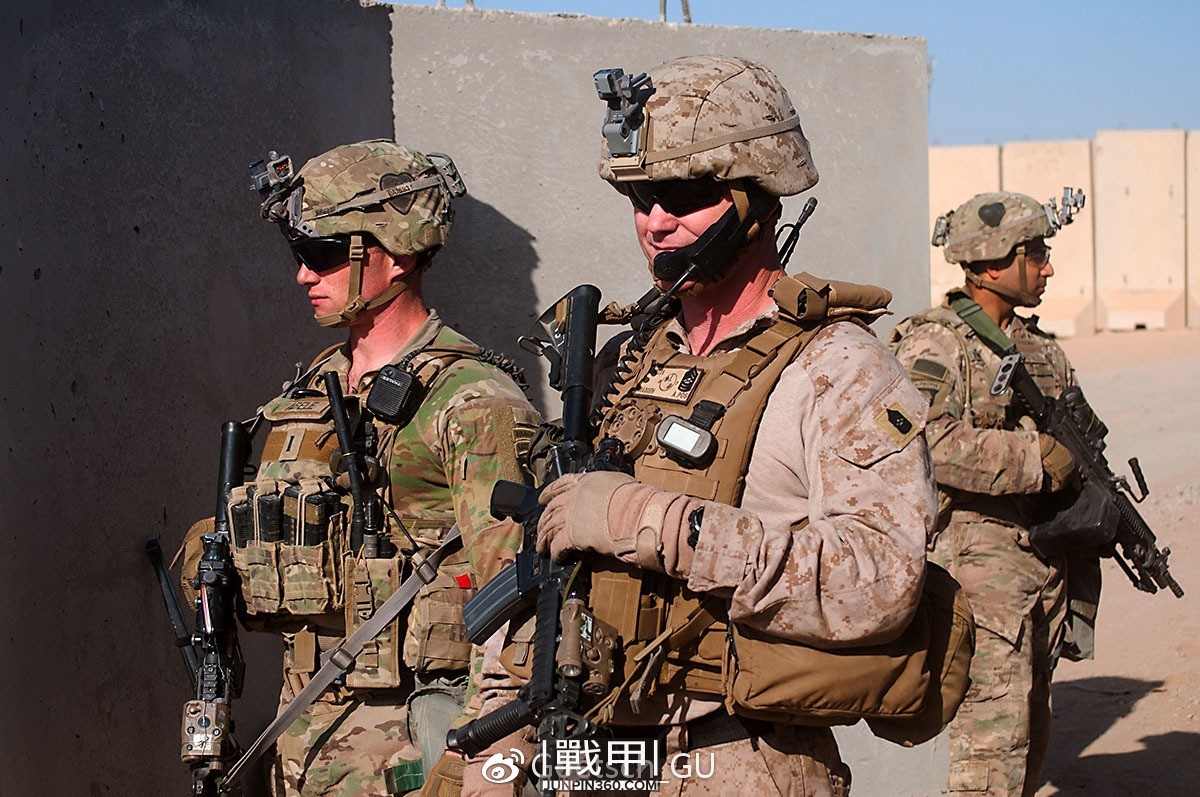 美国陆军步兵个人自购和配发装备