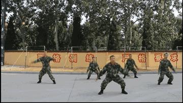 快乐体育教学模式案例,快乐体能训练100例