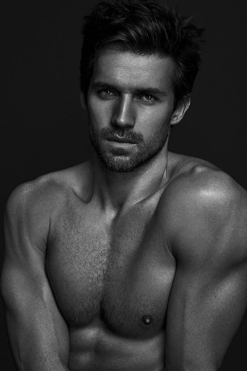 成熟霸气有男人味大叔图片,成熟魅力男人大叔