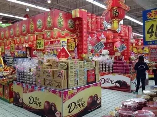 5200多箱假德芙、假绿箭竟产自福建，快查查自家的零食柜，真心不敢吃！