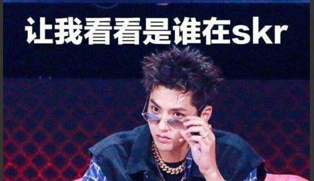 人民网点名吴亦凡：水准不足，有失艺德，明星啥时起不能批评了？