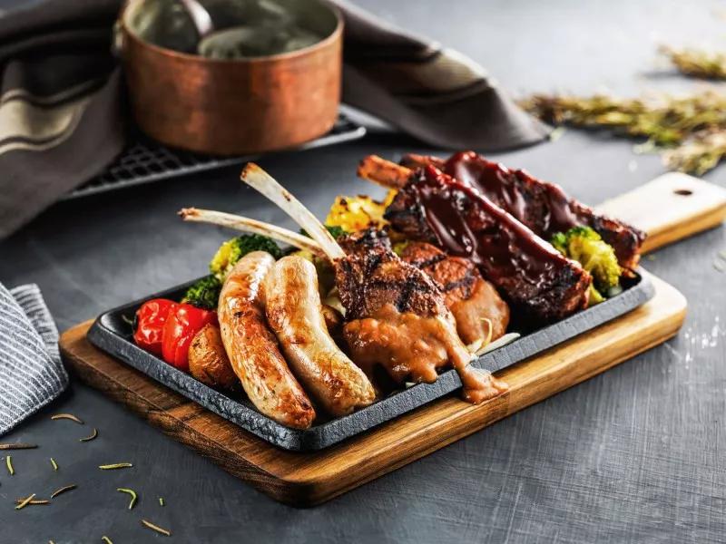 喜茶首创迪士尼小镇,喜茶迪士尼限定门店