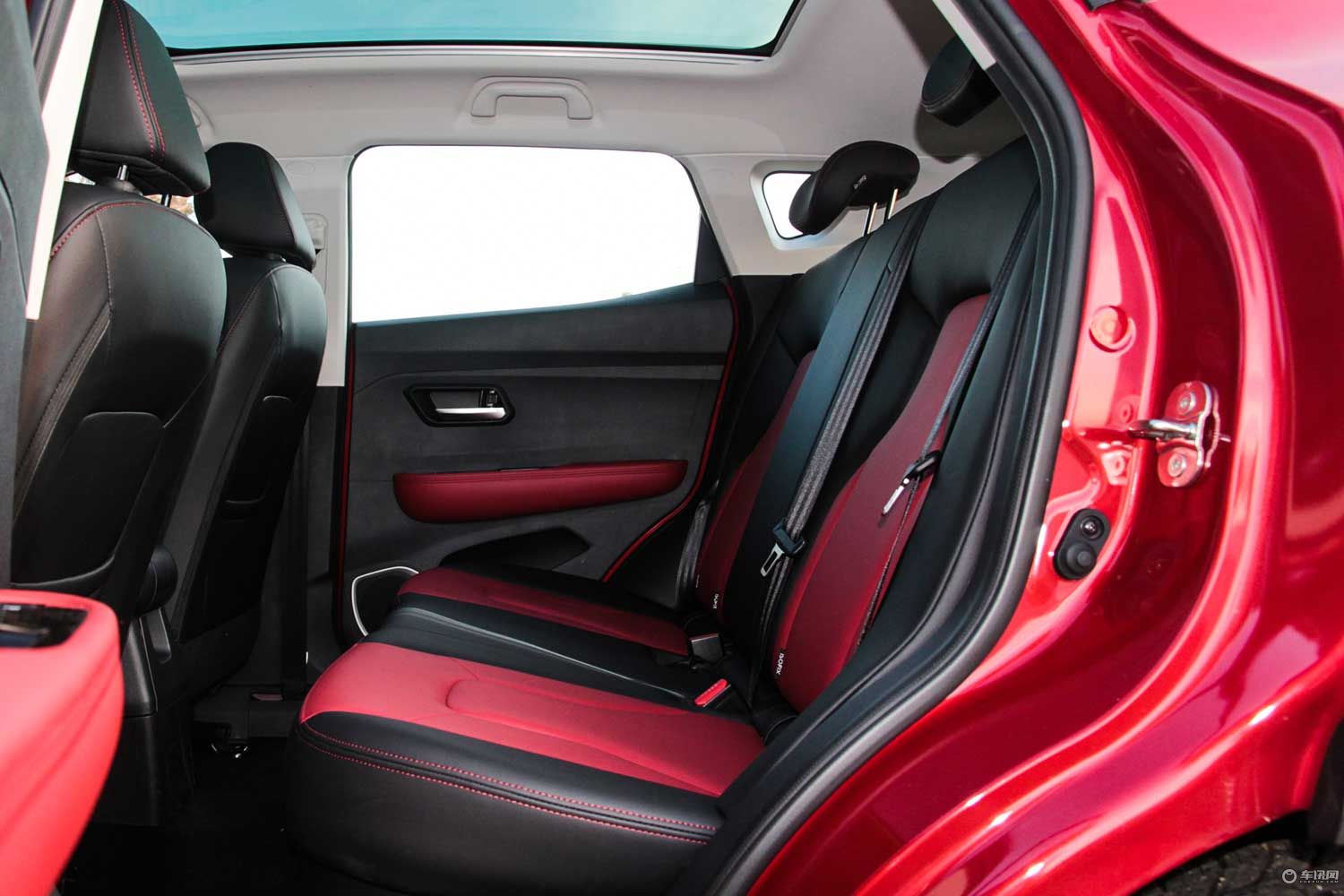 哈弗h2s蓝标值得入手吗,2018款哈弗h2s红标版试驾