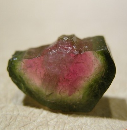 注胶的南红能够检测出来么,南红注胶对身体有什么危害