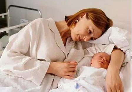如何帮助剖腹产妈妈尽快排气？「湛江母婴乐丨产后恢复」