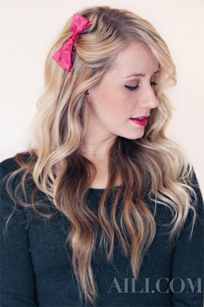 蝴蝶结发夹配什么发型,拜年时的蝴蝶结发夹发型