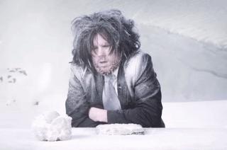 尿尿时为什么会抖一下,尿尿的时候为什么会抖一下