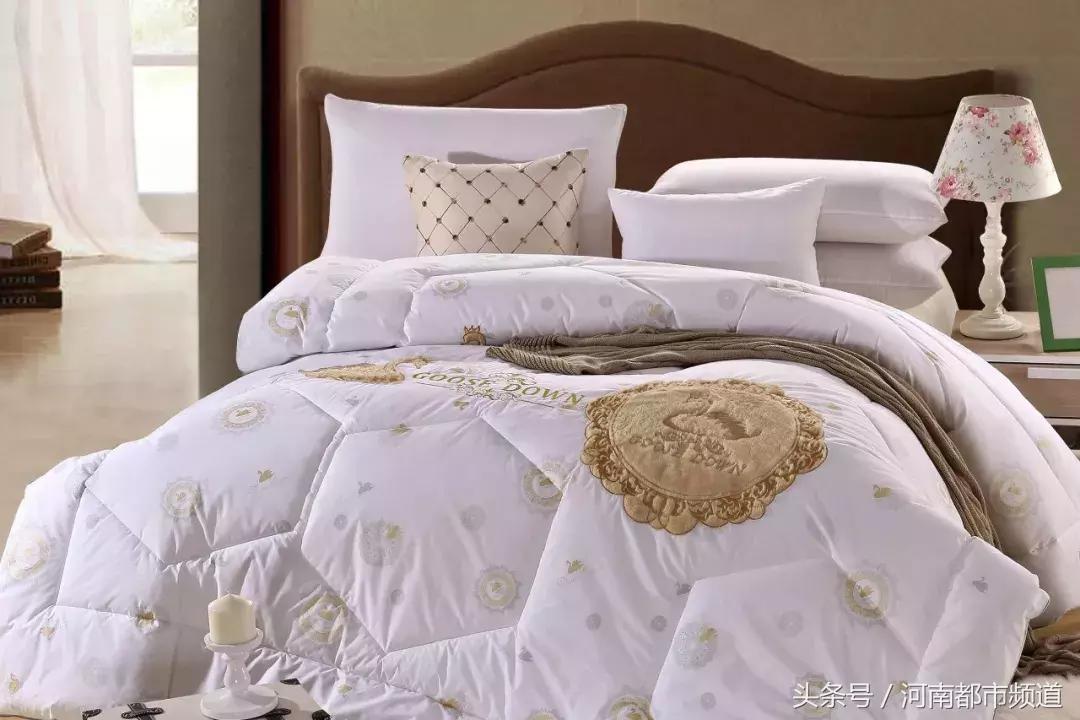 冬天被子晒几个小时就能够了,被子没法晒太阳怎么能够去潮气