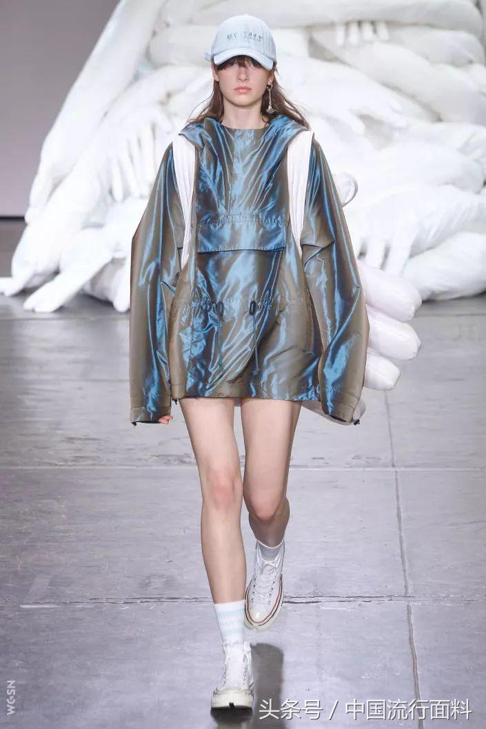 女装趋势新品,女装时髦款式