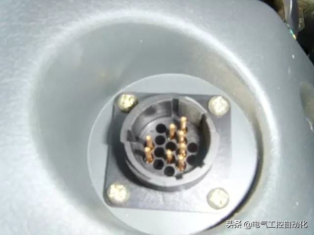 汽车进气压力传感器工作原理,汽车各个传感器的功能与工作原理