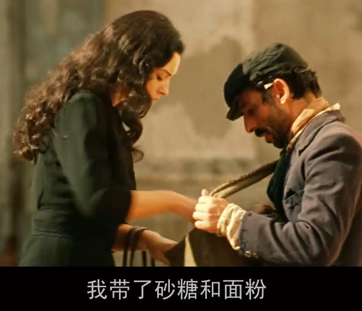 那个冲不破枷锁的男孩，哪里也逃不掉，评《西西里的美丽传说》