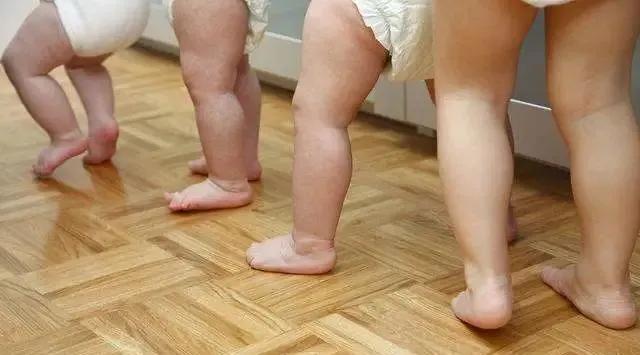 宝宝o型腿x型需要矫正吗,宝宝o型腿大了会好吗