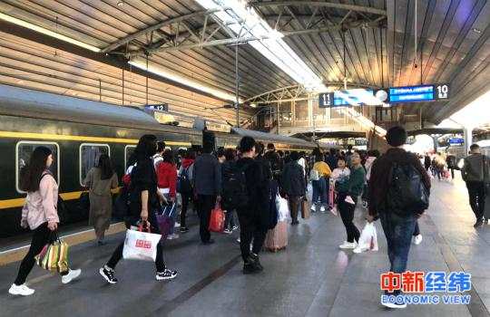五一火车票开售路线,五一假期火车票今日开抢