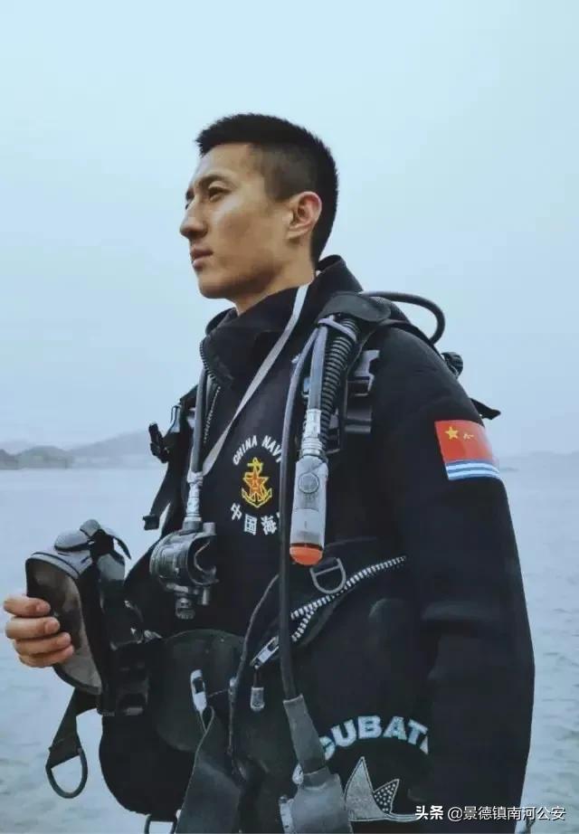 中国军人理发,军人理发全过程