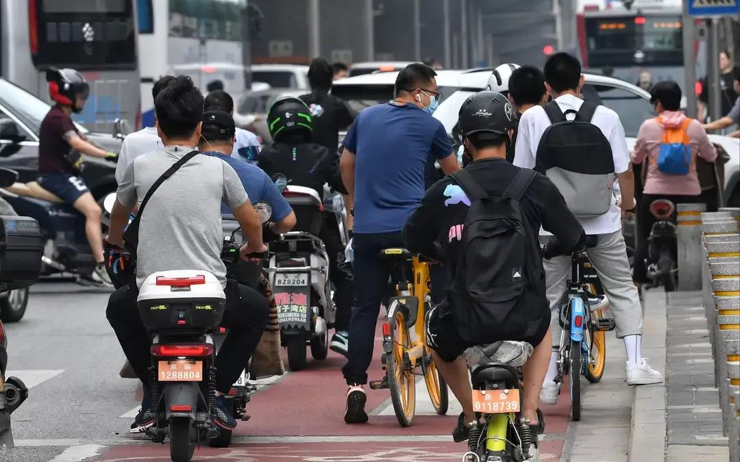 48v10ah电动车充满电需要几度电,800v48v电机装60v电池能够吗