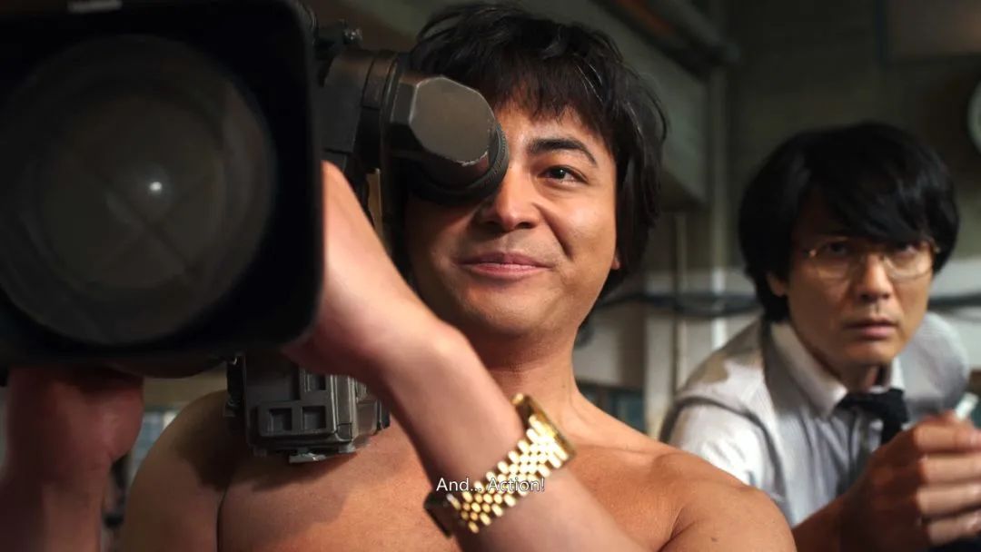 上海“知名导演”拍不雅视频被抓，曾出演《爱情公寓》...