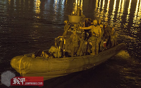 美军特种作战飞机视频,美军特种作战船