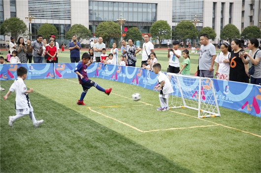 足球特色幼儿园有哪些活动,世界足球日活动幼儿园