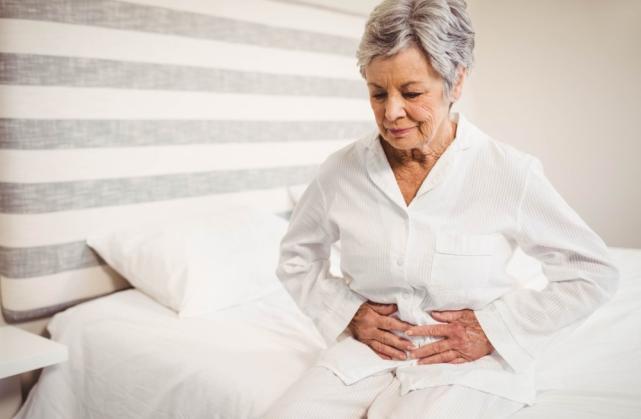 为什么岁数大了，屁变多了？十有八九，是这3个原因作祟