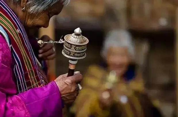 转经筒音乐完全,转经筒上的梵音