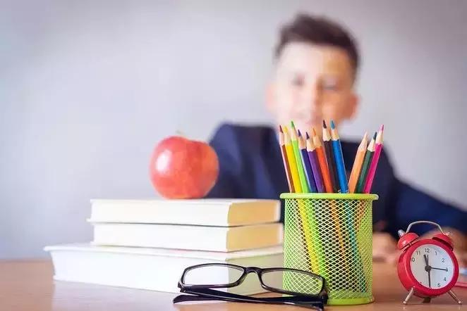 因孩子教育问题经常引起家庭矛盾,孩子教育出现问题我们该怎么办