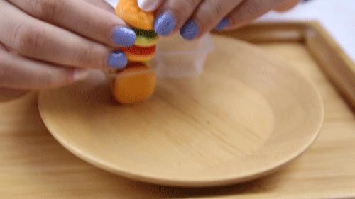 80后的童年回忆零食粘牙糖小卖部,8090后的童年回忆小零食小黄桃