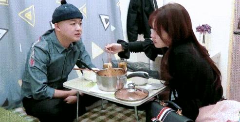 秀恩爱让人烦的明星夫妻,娱乐圈夫妻秀恩爱是常态
