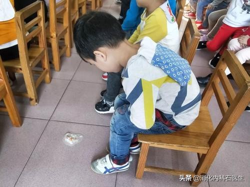 儿童胃痛能吃奥美拉唑吗,小孩胃痛胃胀能够做胃镜吗