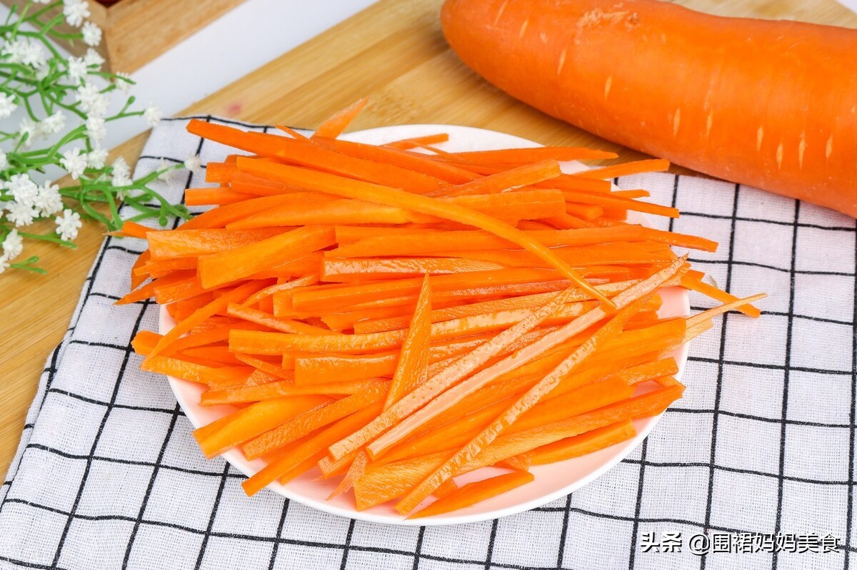 羊肉卷除了火锅还能够怎么吃,羊肉卷除了火锅以外还能够怎么吃