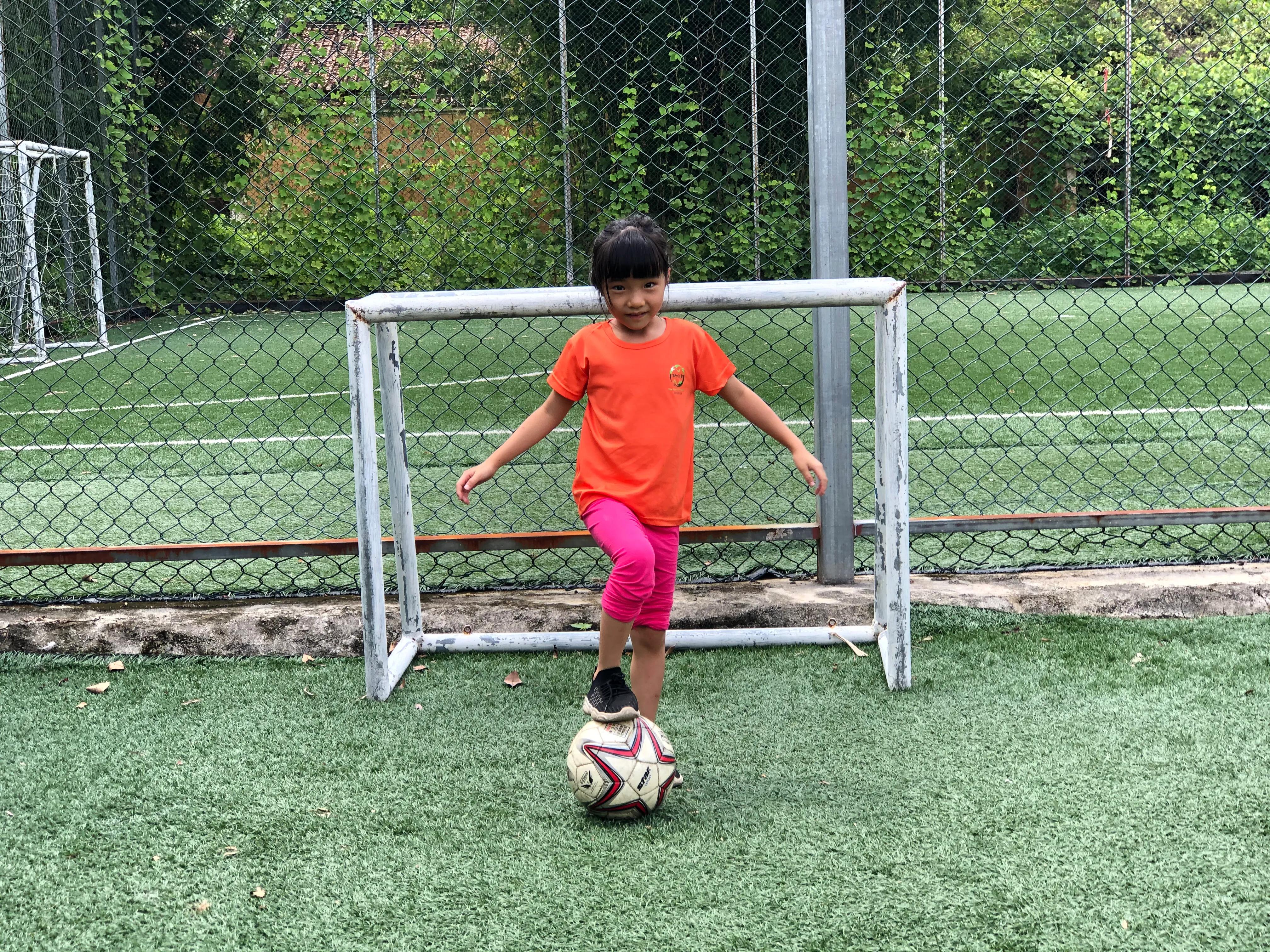 青少年参与足球运动的情况,青少年为什么要多运动