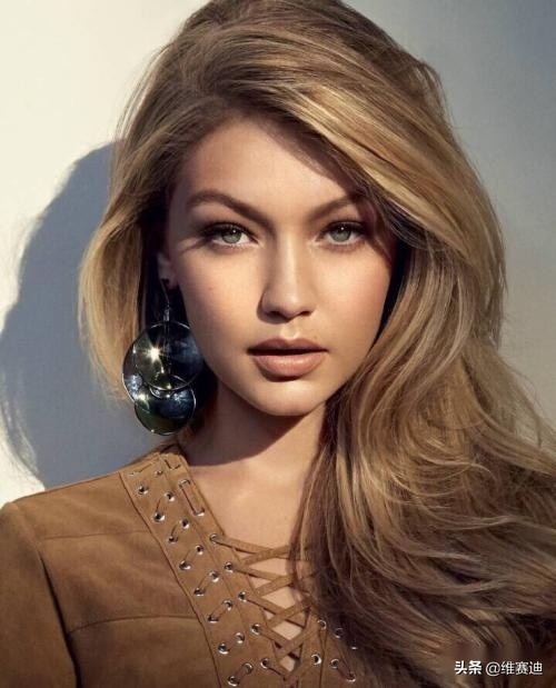 好莱坞双标：歧视犹太人黑人就被封杀，歧视亚裔大家都笑得很快乐