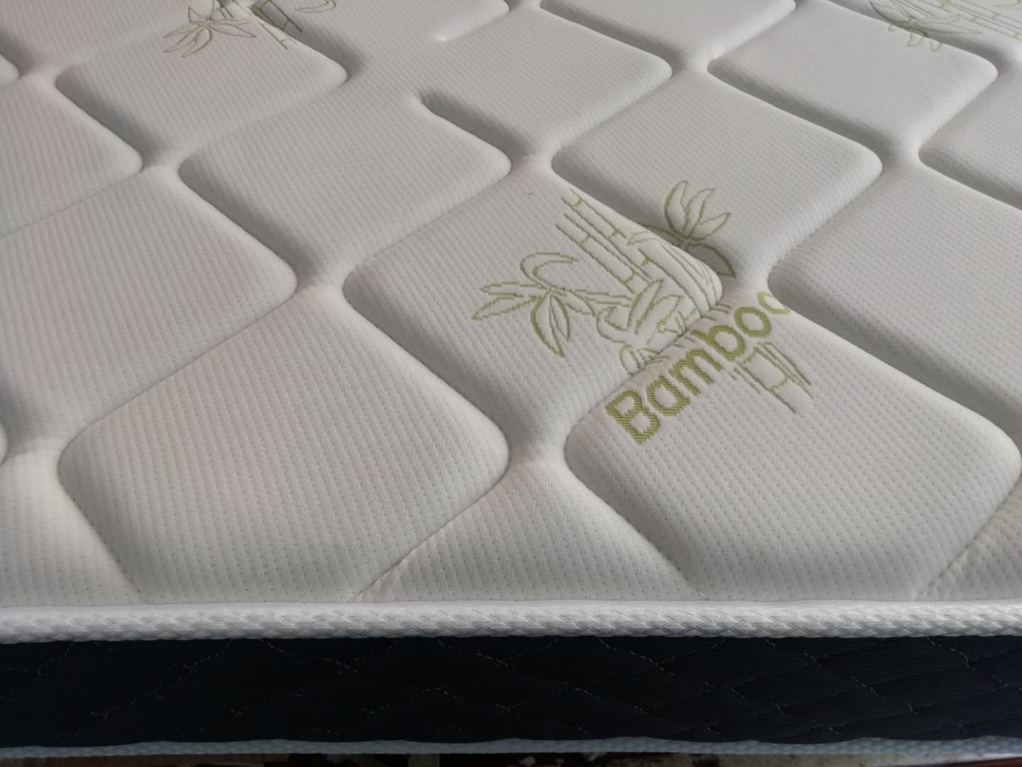 杨琪床垫和福乐床垫区别,榻榻米床垫和普通床垫区别