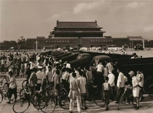 由做大到做强，共和国长子的革新之路丨致改革开放40周年