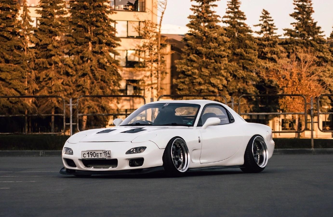 马自达rx7转子发动机到底有多强,汽车工业的巅峰之作马自达rx7爆改