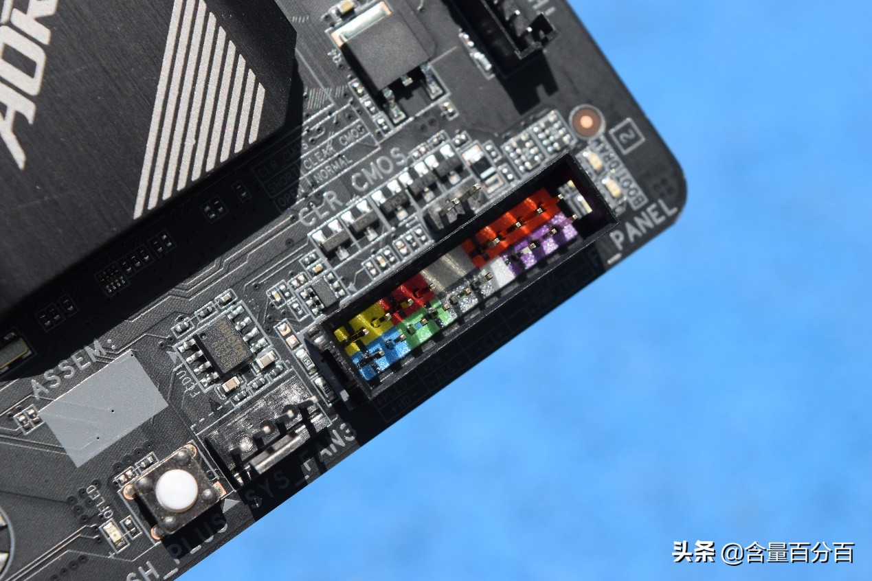 技嘉b460maoruspro优缺点,英特尔i512400f搭配技嘉3060