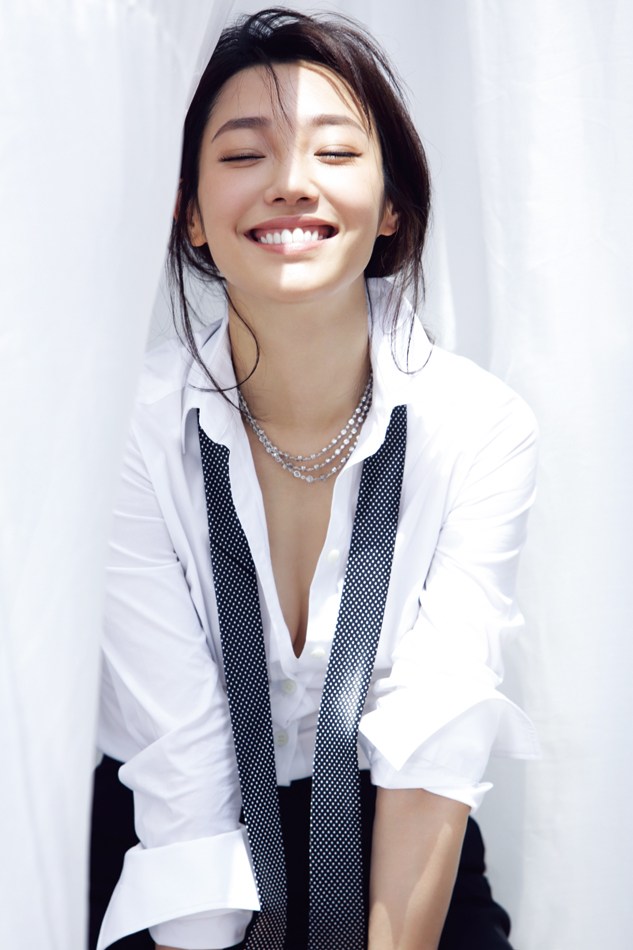 为啥会有小伙伴把她称作女版陈冠希，主要原因应该是这些吧