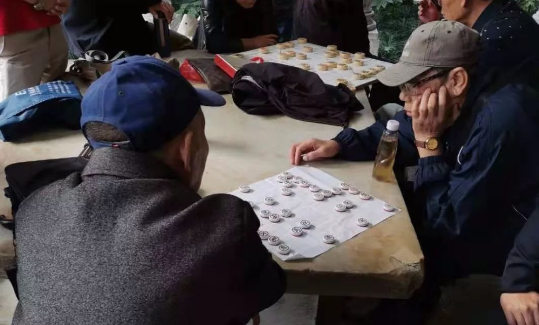 他听了我的话，在上海买了这套房，从此以后飞黄腾达
