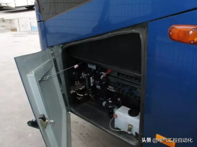 汽车进气压力传感器工作原理,汽车各个传感器的功能与工作原理