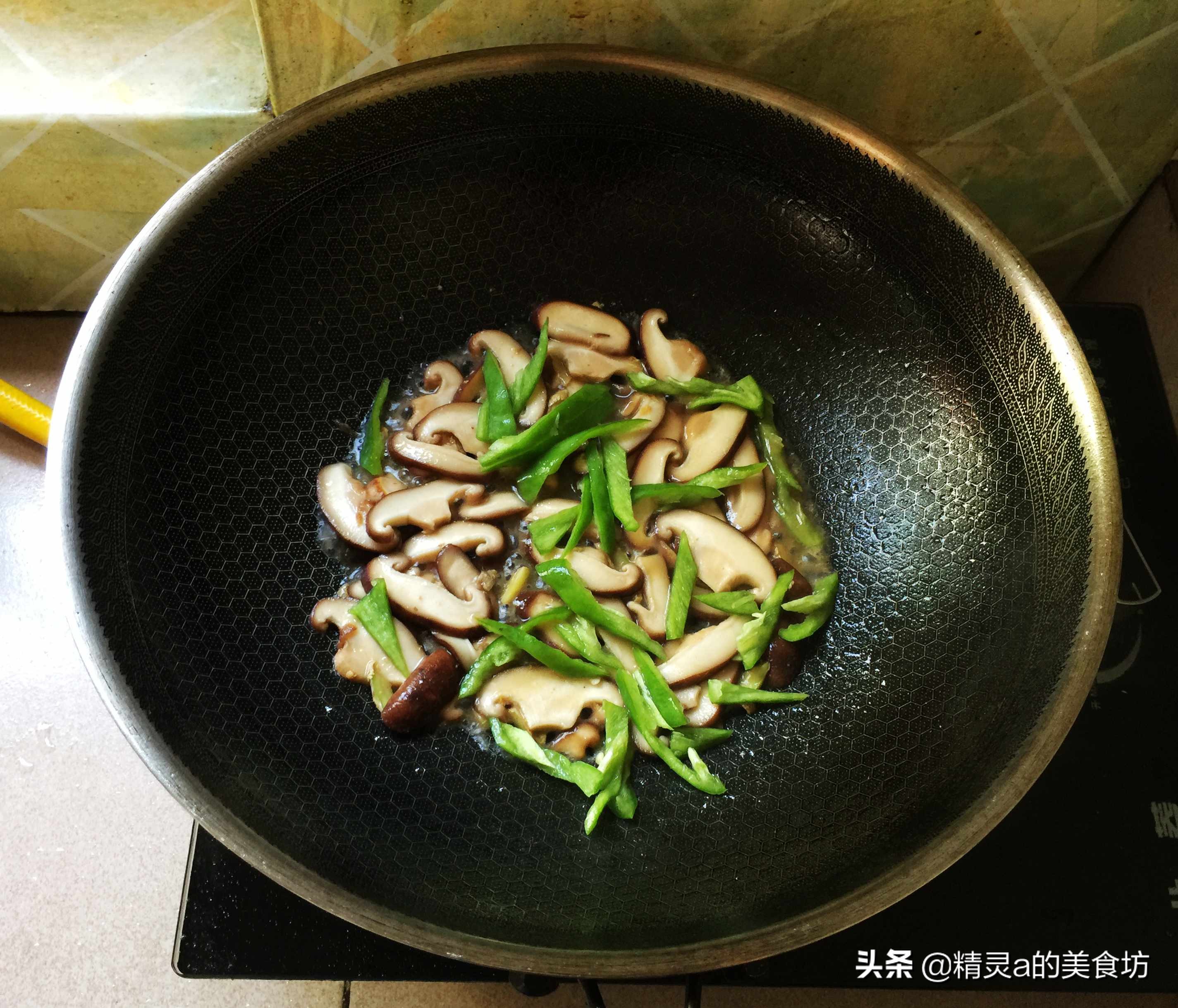 虾也能够这样做味道鲜美做法独特,虾就要这么做香气扑鼻好吃又营养