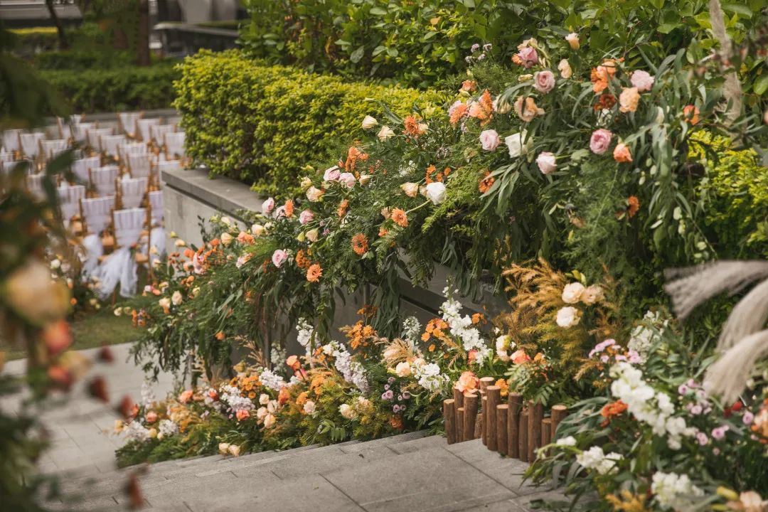 浪漫豪华草坪花园婚礼,充满爱意的婚礼