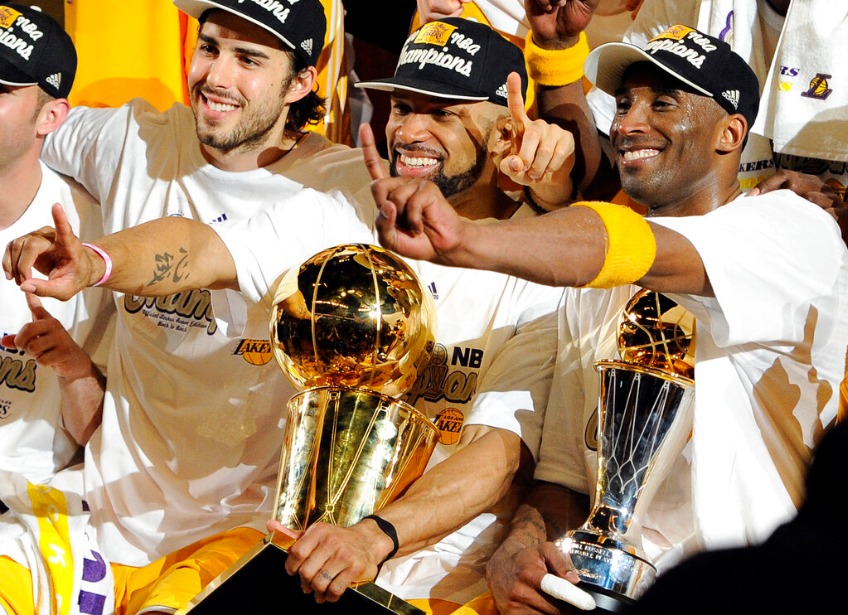 科比在nba生涯获得几个总冠军,科比在nba中最辉煌的时刻