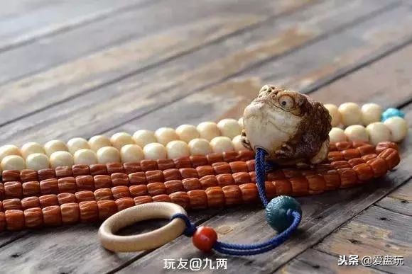 你的属相合适戴什么手串,本命年女性合适戴什么旺财手串