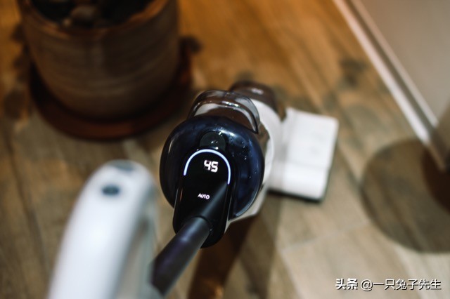 石头智能双刷洗地机t8,石头u10和uwant洗地机测评