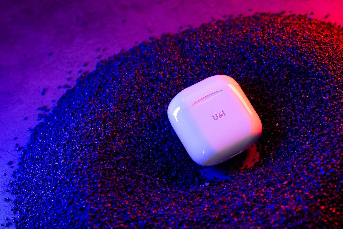 无感佩戴+HiFi音质组合，UI由我Mini上手体验