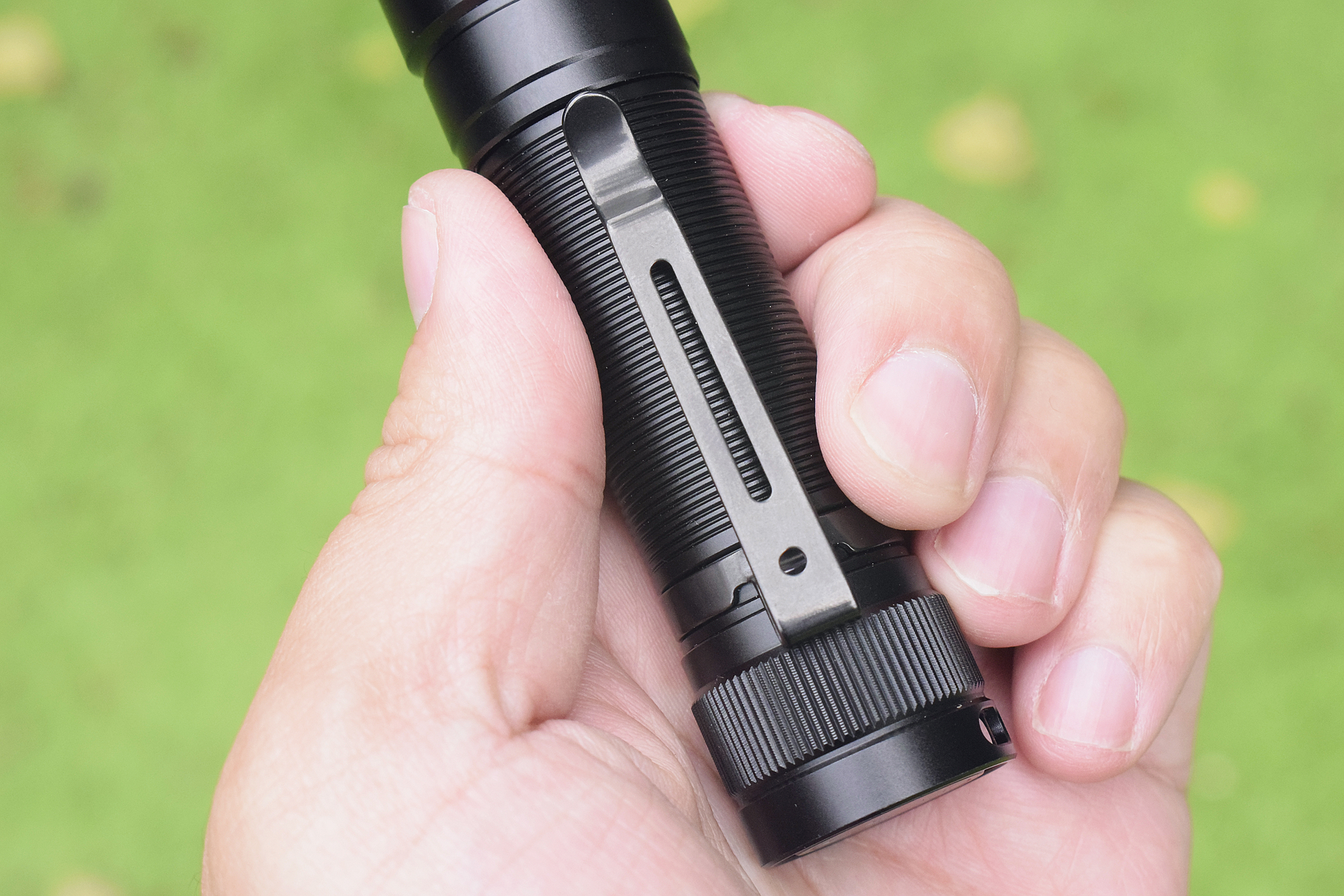 全面升级进化之作！Fenix菲尼克斯C60V3.0手电赏评